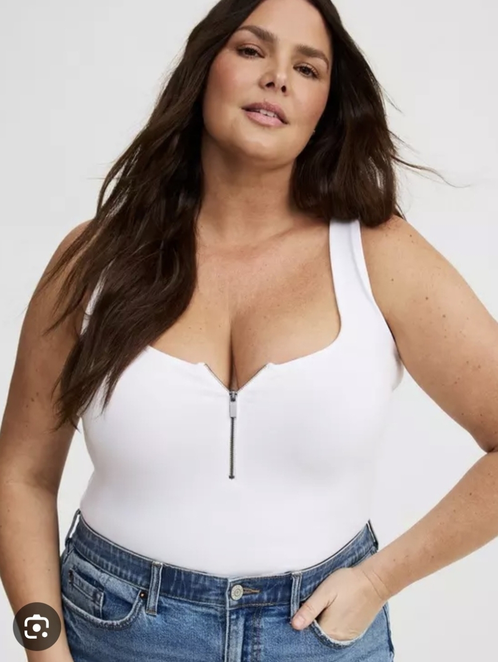 Torrid NWT Sz 3 White Zip-Front Scoop Tank Top